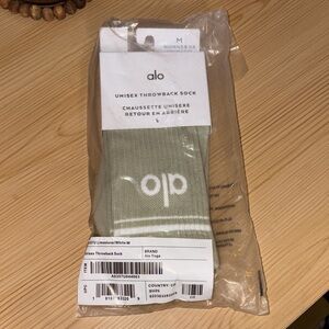 ALO Yoga Unisex Throwback Sock in Limestone with White Logo